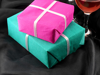 Image showing champagne glasses and gift box set