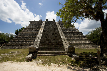 Image showing  f the chichen itza temple in tulum mexico