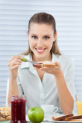 Image showing Businesswoman Having Healthy Breakfast