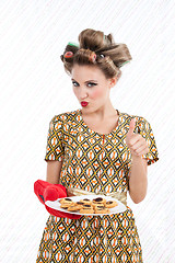 Image showing Woman with Cookies