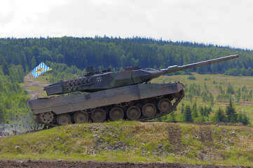 Image showing Leopard 2 tank