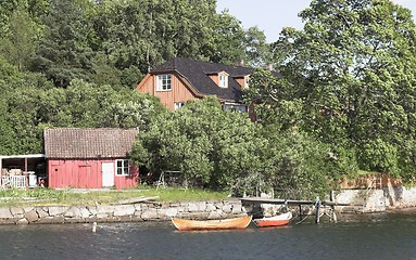 Image showing Red house