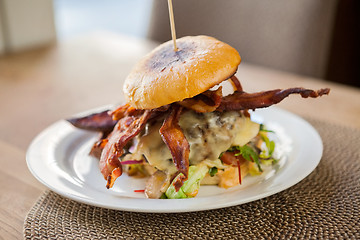 Image showing Delicious Bacon Burger On Plate