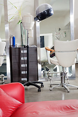 Image showing Hair Salon With Steamer And Chair