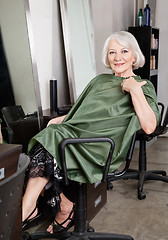 Image showing Woman Waiting At Beauty Salon