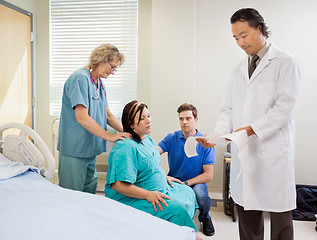 Image showing Mother Giving Birth in Hospital