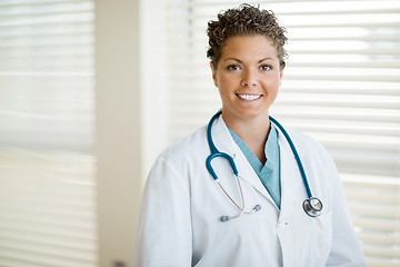 Image showing Cancer Specialist In Labcoat Standing At Clinic