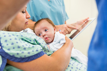 Image showing Babygirl With Loving Mother In Hospital