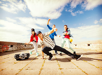 Image showing group of teenagers dancing