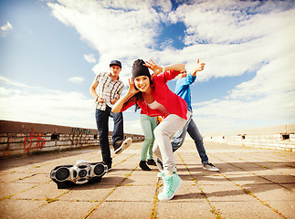 Image showing group of teenagers dancing