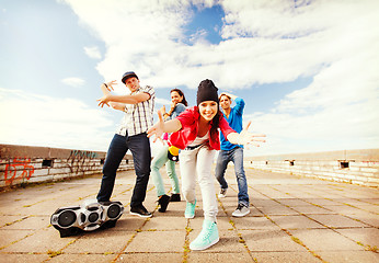 Image showing group of teenagers dancing