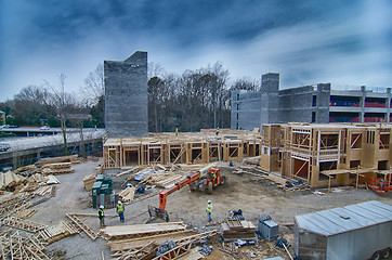 Image showing busy construction site in a city