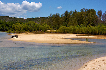 Image showing   the    lagoon   coastline nosy iranja