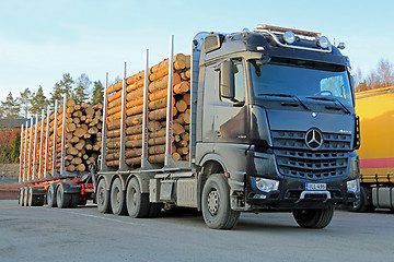 Image showing Mercedes-Benz Arocs 3263 Timber Truck