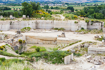 Image showing Travertino marble