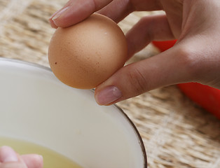 Image showing Broken eggs 