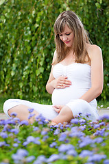 Image showing Pregnant woman