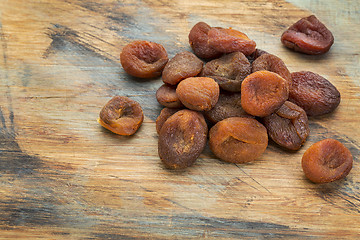 Image showing sun dried Turkish apricots