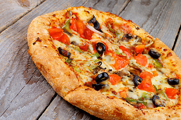 Image showing Black Olives Pizza