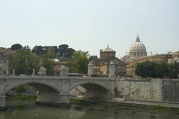 Image showing view of vatican from tiber river