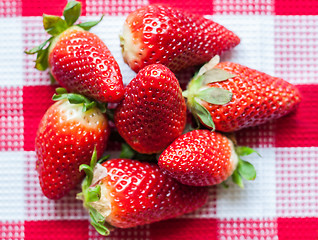 Image showing Fresh strawberries on a napkin