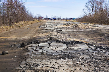 Image showing The asphalted road not handle heavy loads