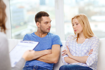 Image showing young couple with a problem at psychologist office