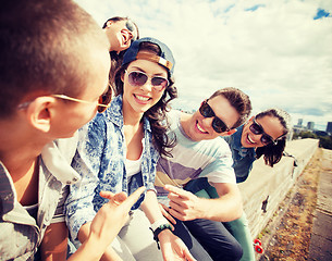 Image showing group of teenagers hanging out