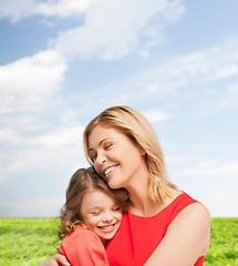 Image showing hugging mother and daughter