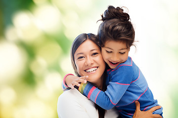 Image showing hugging mother and daughter