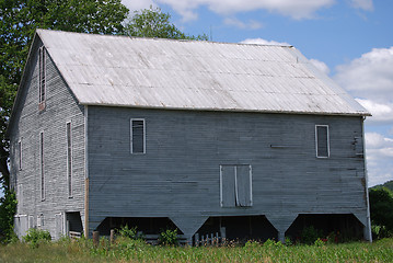 Image showing Old Gray Barn