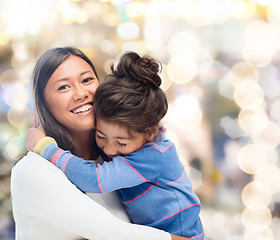 Image showing hugging mother and daughter