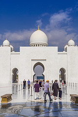 Image showing Abu Dhabi Sheikh Zayed White Mosque