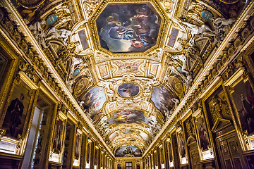 Image showing Large painting gallery at the Louvre museum in Paris