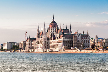 Image showing Chain Bridge and Hungarian Parliament, Budapest, Hungary