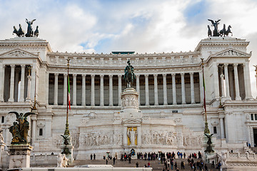 Image showing Equestrian monument to Victor Emmanuel II near Vittoriano in Rom