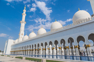 Image showing Sheikh Zayed Mosque in Middle East United Arab Emirates with ref