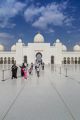 Image showing Abu Dhabi Sheikh Zayed White Mosque