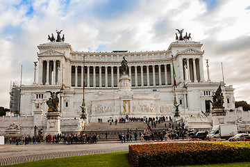 Image showing Equestrian monument to Victor Emmanuel II near Vittoriano in Rom