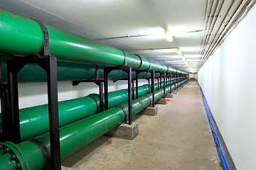 Image showing Pipe in basement