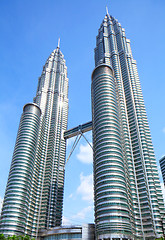 Image showing Twin tower building in Kuala Lumpur