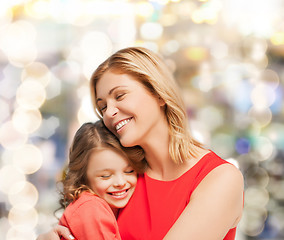 Image showing hugging mother and daughter