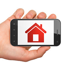 Image showing Protection concept: Home on smartphone