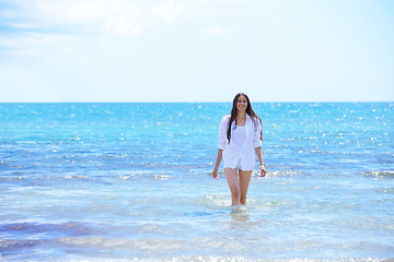 Image showing happy woman enjoy summer vacation