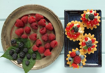 Image showing Custard tarts