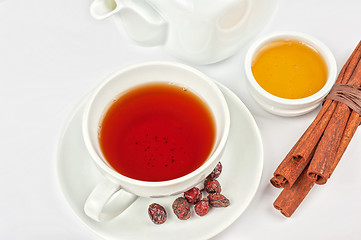 Image showing berries  tea