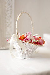 Image showing Flower basket