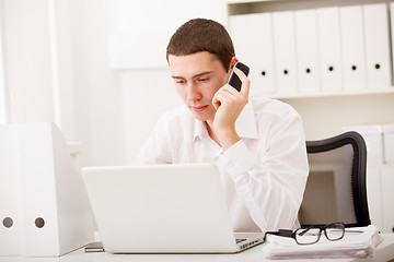 Image showing man working and using laptop