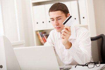 Image showing man with credit card