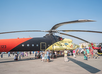 Image showing People explore the MI-10K helicopter